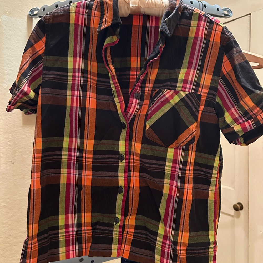 Cute plaid top